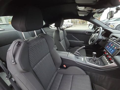 Used 2024 Toyota GR86 image 8