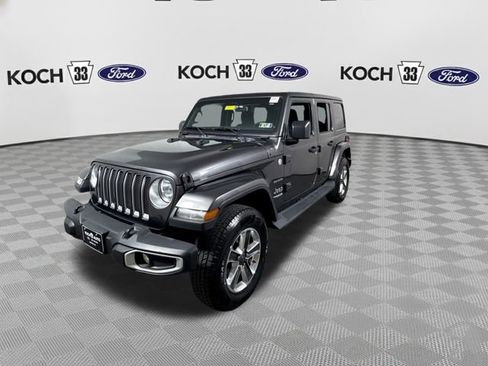 Used 2021 Jeep Wrangler Unlimited Sahara image 4