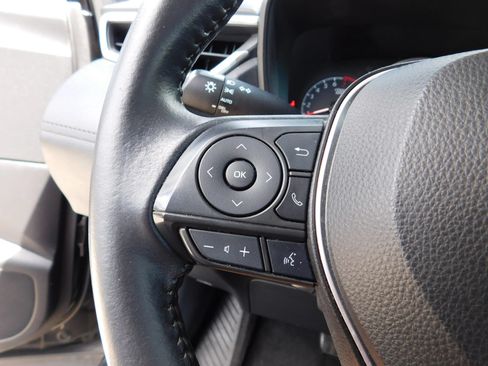Used 2022 Toyota Corolla Cross LE FWD image 22