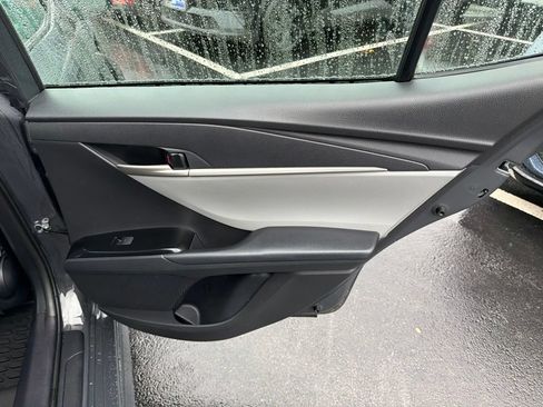 Used 2025 Toyota Camry SE w/ Convenience Package FWD image 13