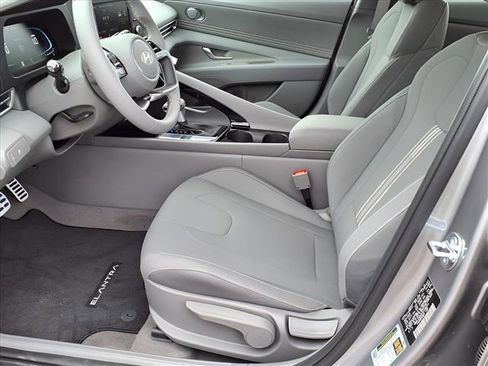 New 2026 Hyundai Elantra SEL Sport image 16