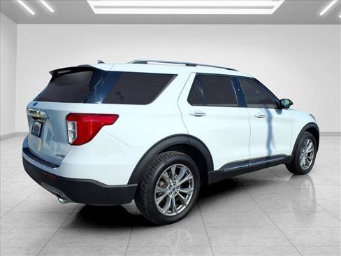 Used 2023 Ford Explorer Limited AWD/4WD image 11