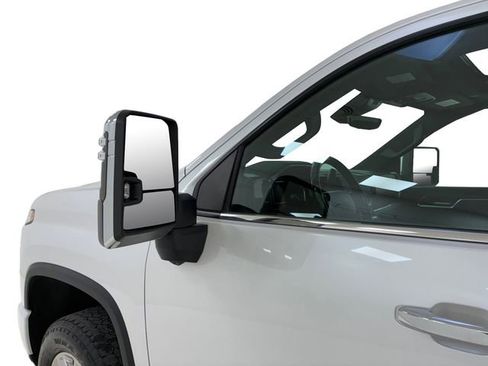 Certified 2024 Chevrolet Silverado 2500 High Country w/ High Country Premium Package AWD/4WD image 10