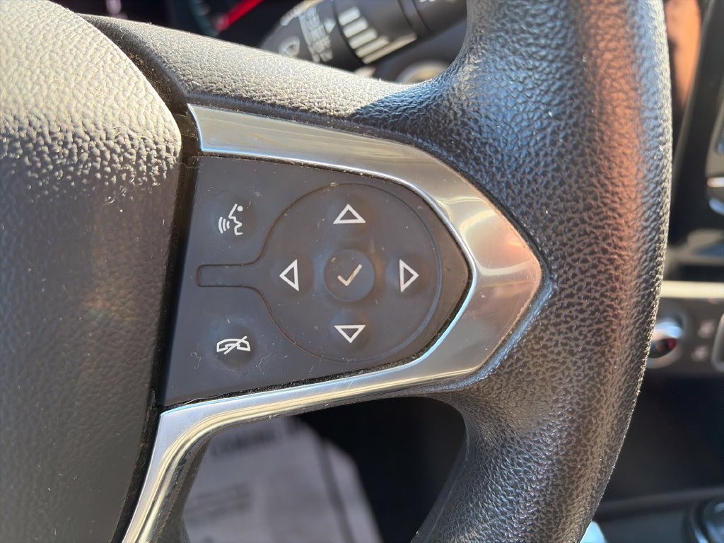 Used 2018 Chevrolet Traverse LS AWD/4WD image 13