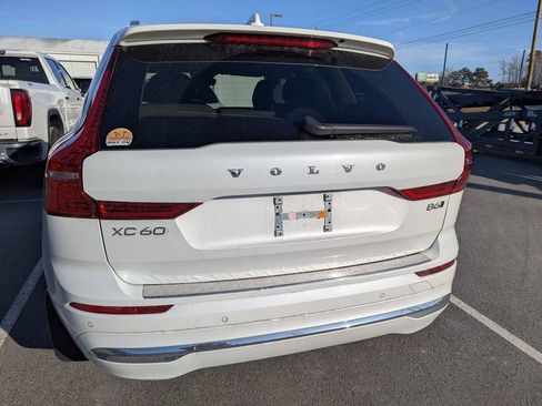 Used 2023 Volvo XC60 B6 Ultimate w/ Climate Package image 9