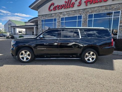 Used 2016 Chevrolet Suburban LTZ image 2