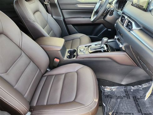 New 2025 MAZDA CX-5 Signature image 20