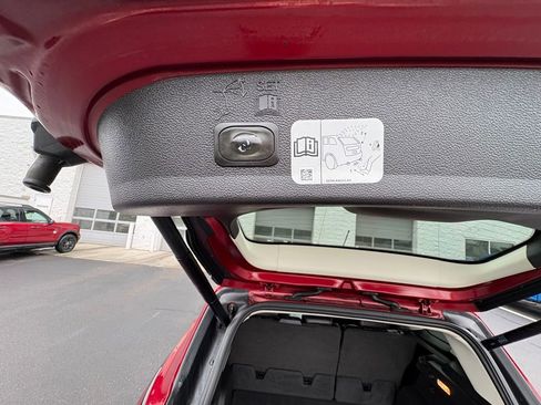 Certified 2019 Ford Escape Titanium w/ U9j03 - Titanium Tow Package image 29