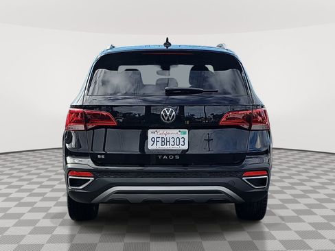 Certified 2023 Volkswagen Taos SE image 6