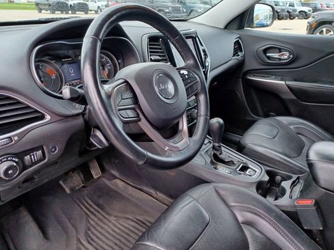 Used 2019 Jeep Cherokee Limited AWD/4WD image 17