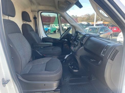 Used 2018 RAM ProMaster 2500 image 14