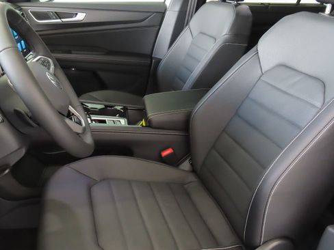 New 2026 Volkswagen Atlas Cross Sport SEL R-Line image 12