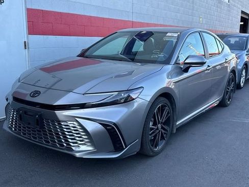 Used 2025 Toyota Camry XSE image 2