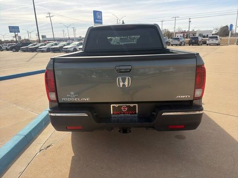Used 2017 Honda Ridgeline RTL image 21