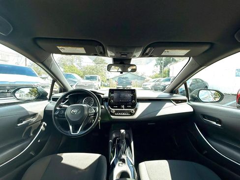 Used 2022 Toyota Corolla SE FWD image 13