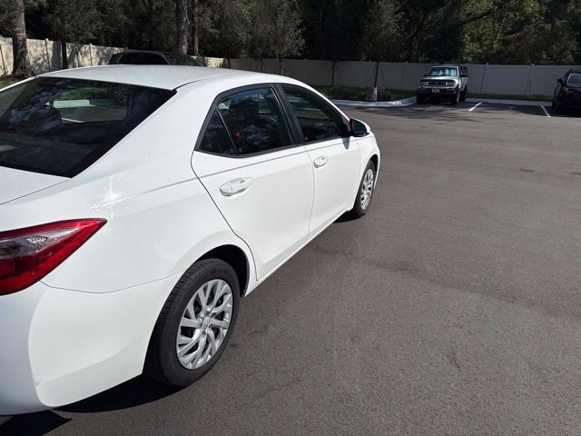 Used 2017 Toyota Corolla LE FWD image 6