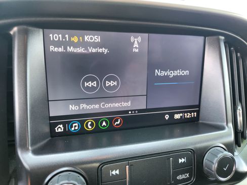 Used 2022 Chevrolet Colorado Z71 AWD/4WD image 25