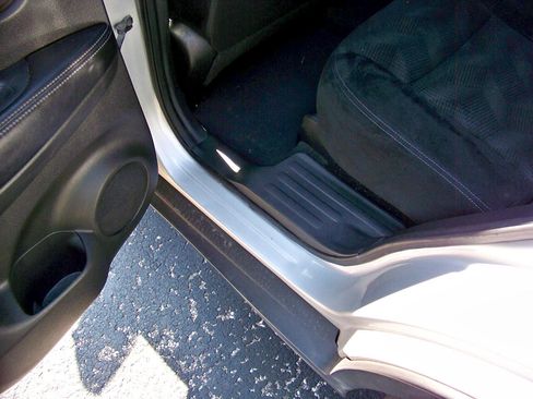 Used 2014 Nissan Rogue SV w/ SV Premium Package image 29