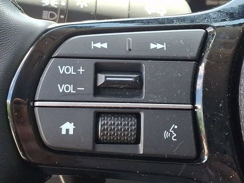 Used 2025 Honda Pilot EX-L image 22