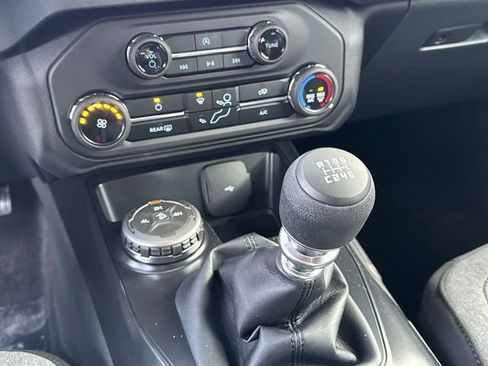 New 2026 Ford Bronco 2-Door AWD/4WD image 23