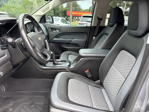 Used 2021 Chevrolet Colorado Z71 RWD image 9