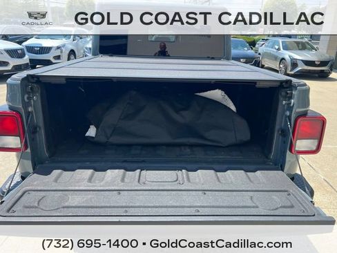 Used 2025 Jeep Gladiator Sport AWD/4WD image 10