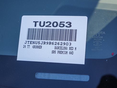 Used 2024 Toyota 4Runner SR5 Premium image 28