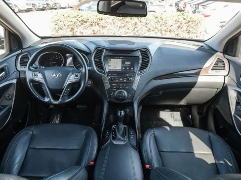 Used 2017 Hyundai Santa Fe Sport FWD image 14
