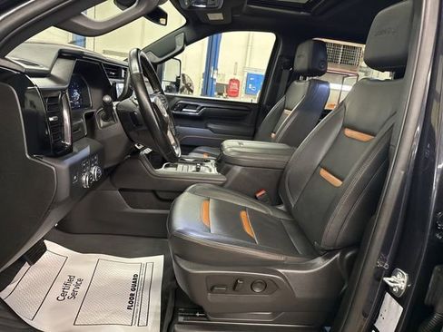 Used 2025 GMC Sierra 2500 AT4 w/ AT4 Preferred Package AWD/4WD image 11