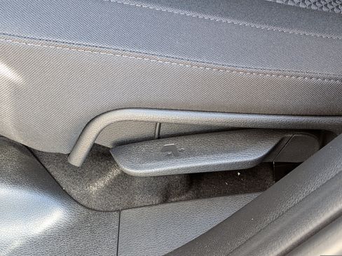 New 2026 Kia Sportage LX image 16