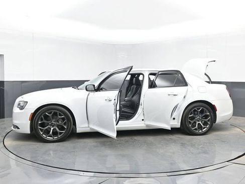 Used 2016 Chrysler 300 S image 50