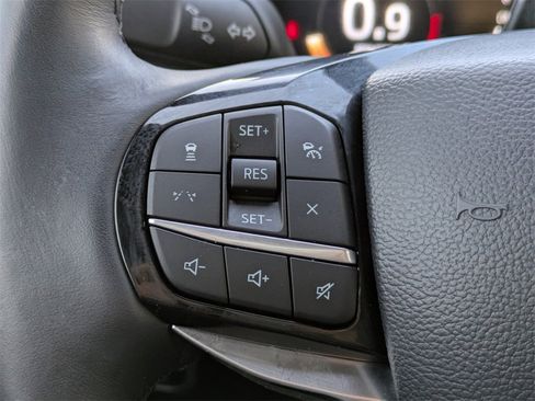 Used 2025 Ford Explorer Platinum image 38