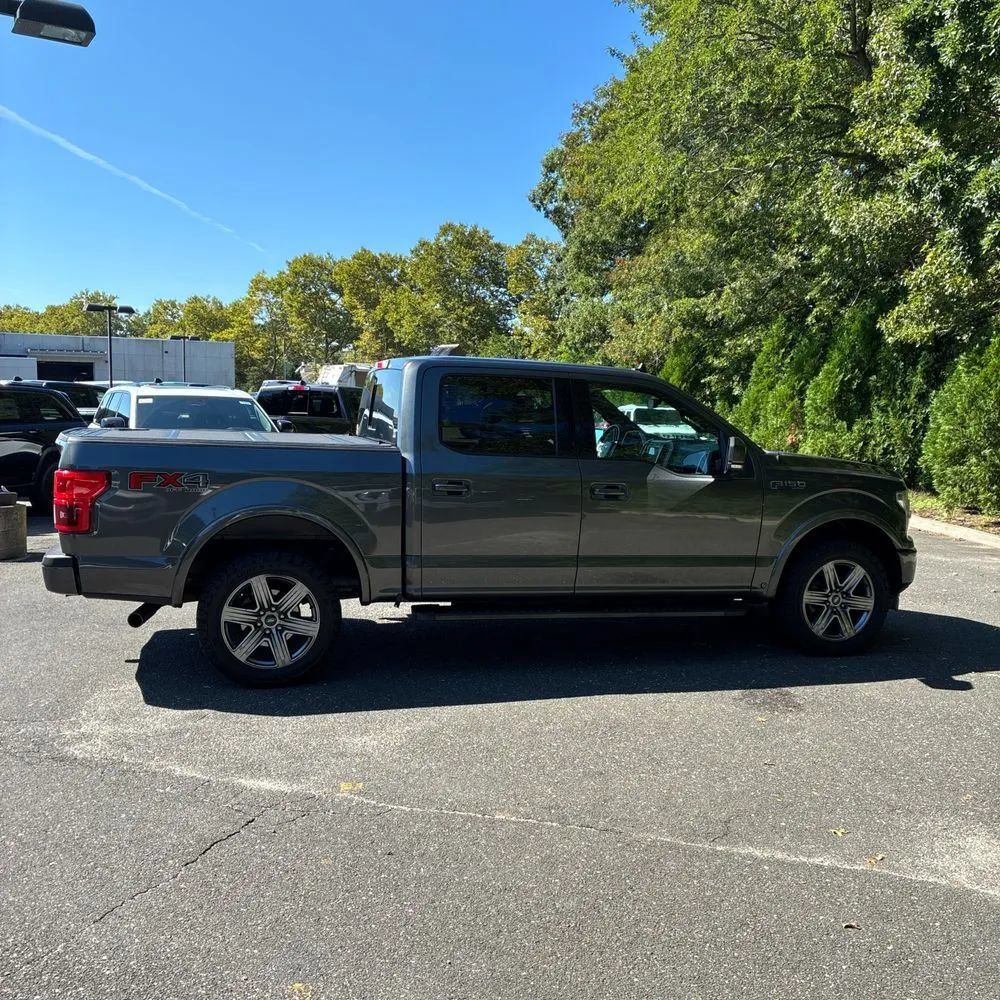 Used 2019 Ford F150 Lariat w/ Equipment Group 502A Luxury AWD/4WD image 4