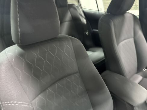 Used 2024 Toyota Corolla LE FWD image 39