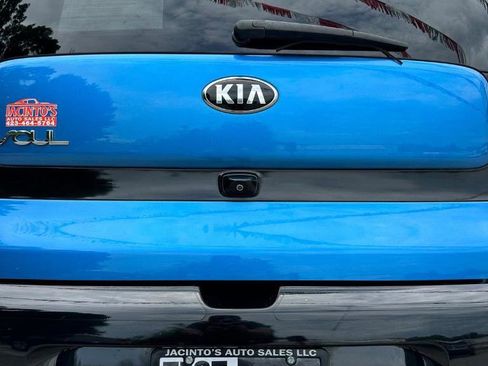 Used 2016 Kia Soul + w/ Designer's Package image 8