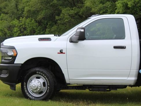 Used 2023 RAM 3500 Tradesman image 3