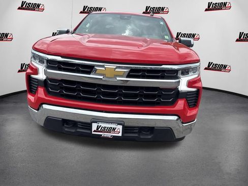 Used 2026 Chevrolet Silverado 1500 LT AWD/4WD image 2