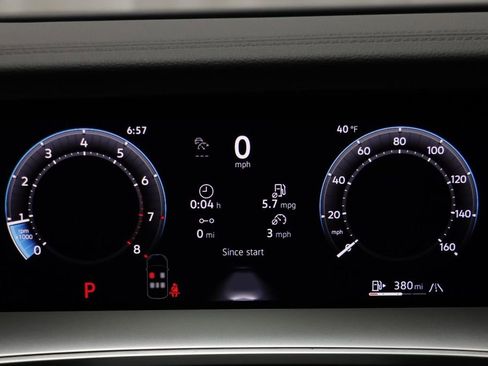 New 2026 Volkswagen Tiguan SE w/ Panoramic Sunroof Package image 8