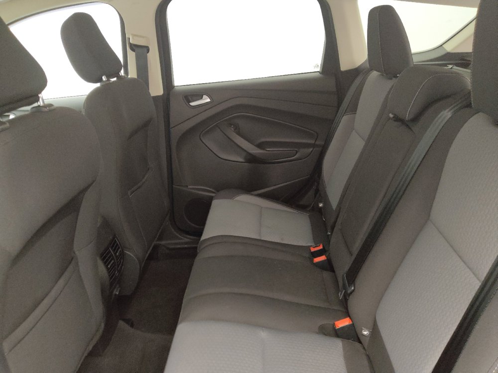 Used 2018 Ford Escape SE w/ Ford Safe & Smart Package FWD image 18