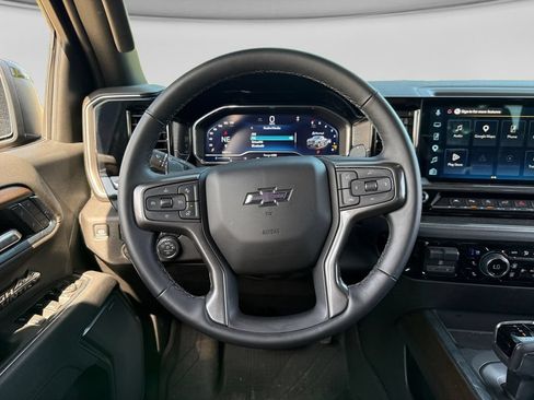 Used 2025 Chevrolet Silverado 1500 High Country w/ Midnight Edition AWD/4WD image 14