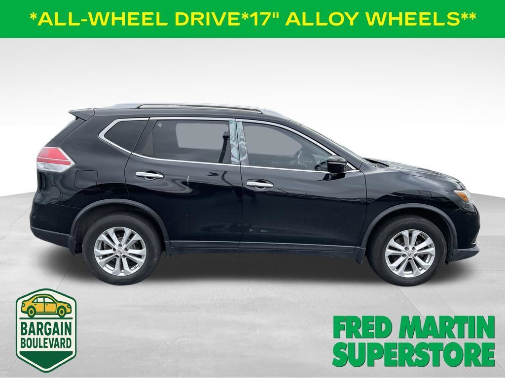 Used 2015 Nissan Rogue SV AWD/4WD image 1