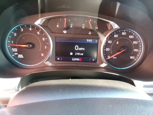 Used 2023 Chevrolet Traverse LT FWD image 22
