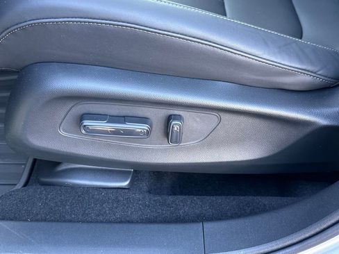 Certified 2025 Acura ADX AWD image 35