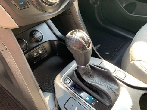 Used 2018 Hyundai Santa Fe Sport w/ 2.4L Value Package 02 FWD image 23