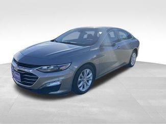 Used 2024 Chevrolet Malibu LT video 4