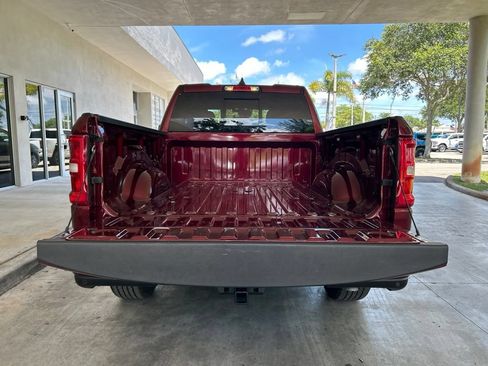Used 2025 RAM 1500 Big Horn AWD/4WD image 34