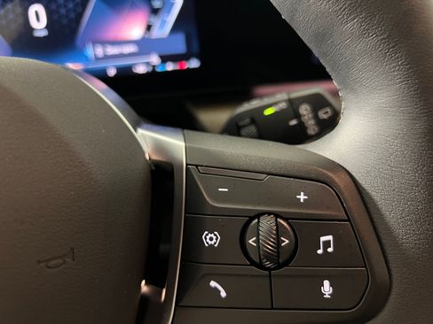 Used 2025 BMW X1 xDrive28i w/ Premium Package image 26