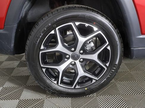 Used 2025 Jeep Compass Limited AWD/4WD image 19