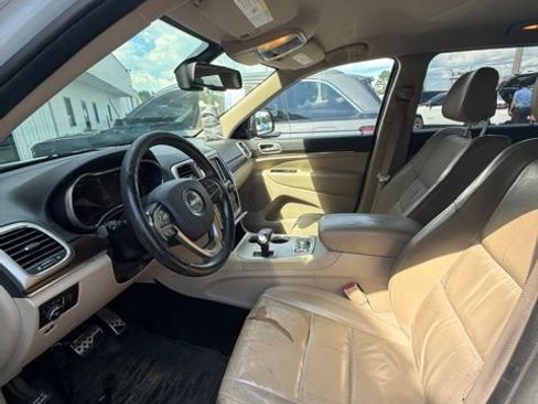 Used 2014 Jeep Grand Cherokee Limited AWD/4WD image 7