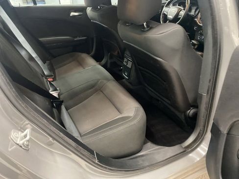 Used 2019 Dodge Charger SXT w/ Driver Confidence Group image 29